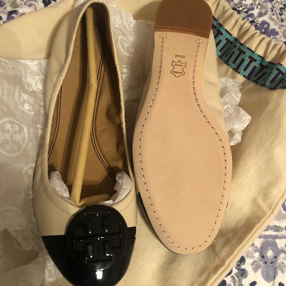 Tory-Burch ballerina flats - Picture 2 of 3